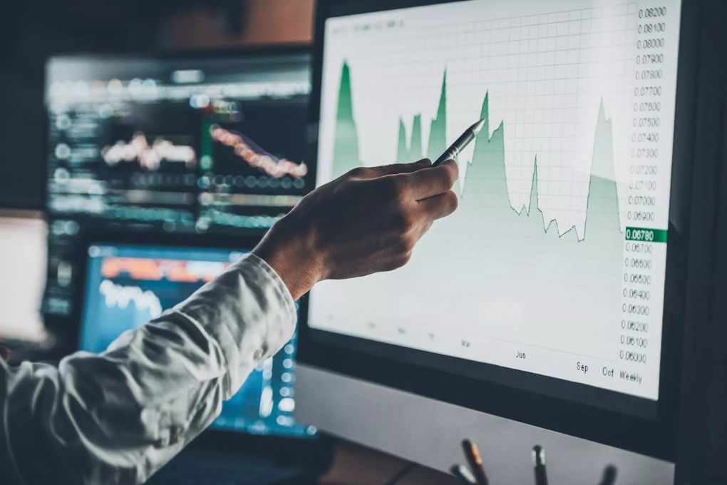 ESMA unified reporting dates for AIFMD II and UCITS VI